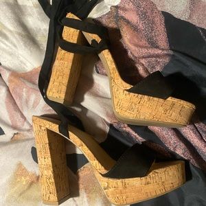 Brand new lace up cork heals !